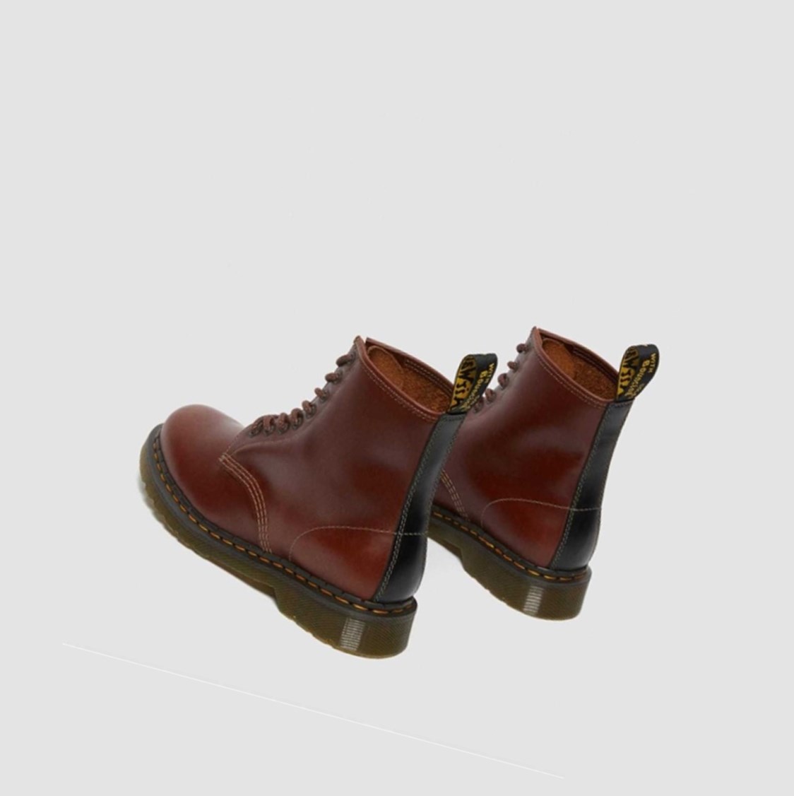 Dr Martens 1460 Abruzzo Férfi Fűzős Bakancs Barna | 479186GWL