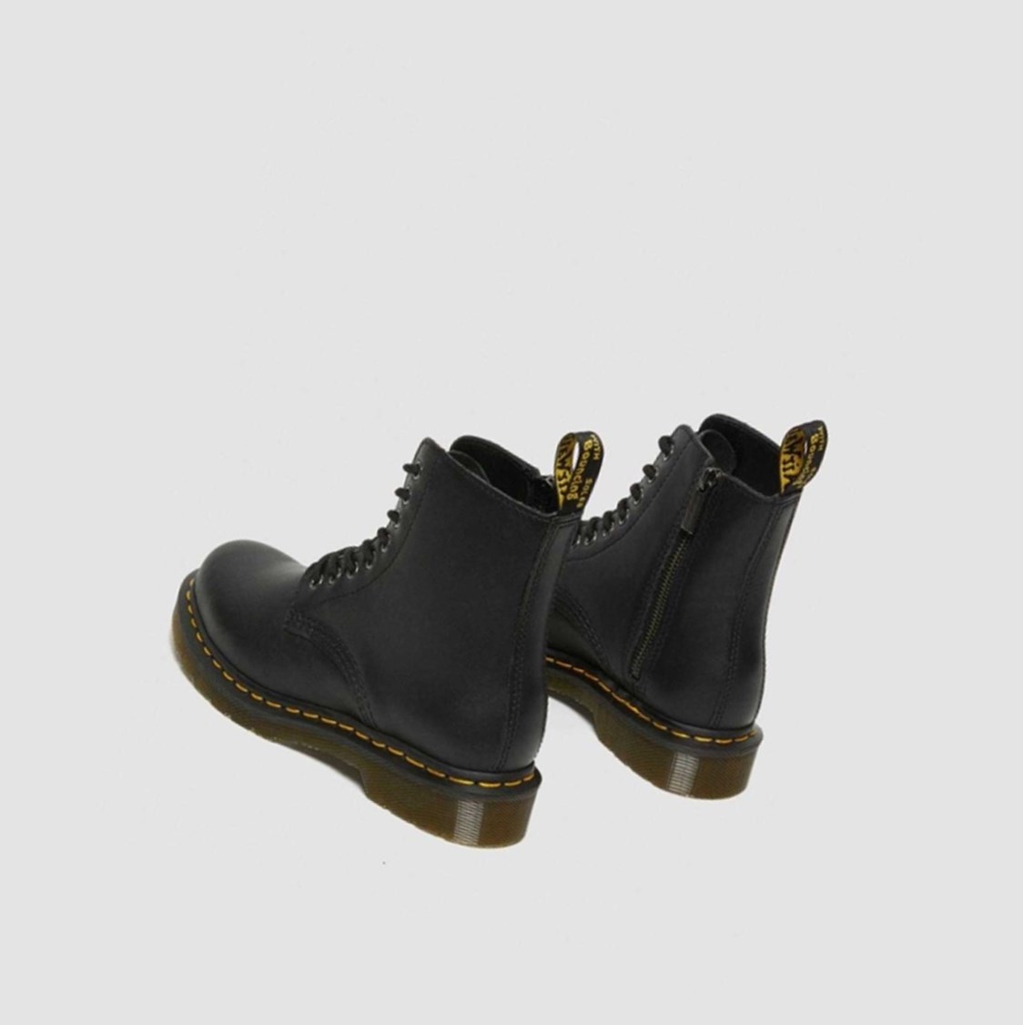 Dr Martens 1460 Pascal Nappa Cipzáros Női Bakancs Fekete | 098235VOJ