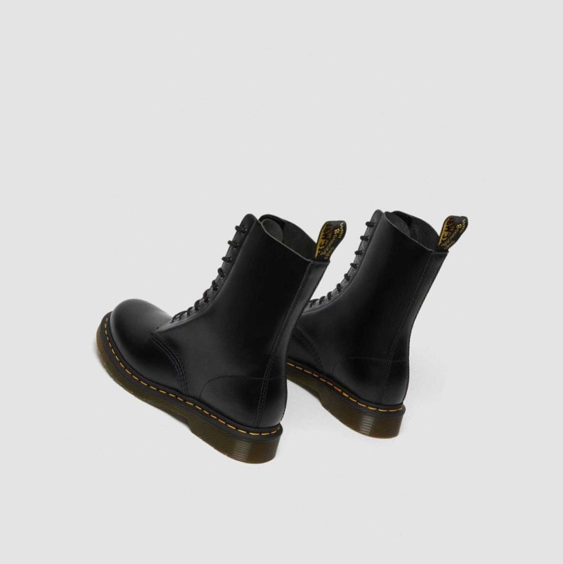 Dr Martens 1490 Smooth Férfi Közepén Borjú Bakancs Fekete | 960347WAI