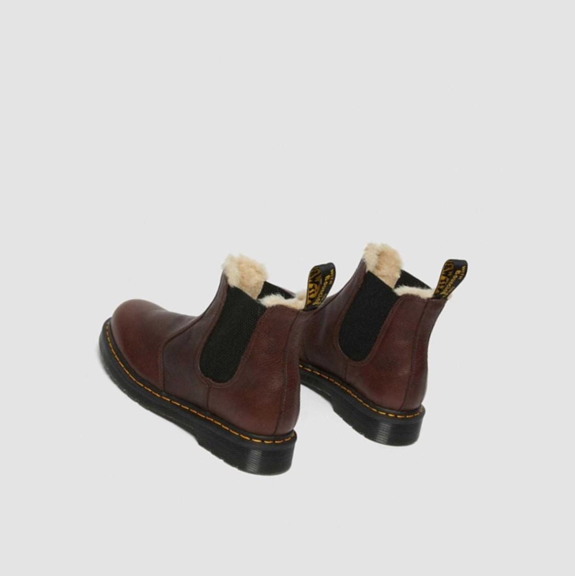 Dr Martens 2976 Faux Fur Bélelt Férfi Chelsea Bakancs Barna | 674812IEC