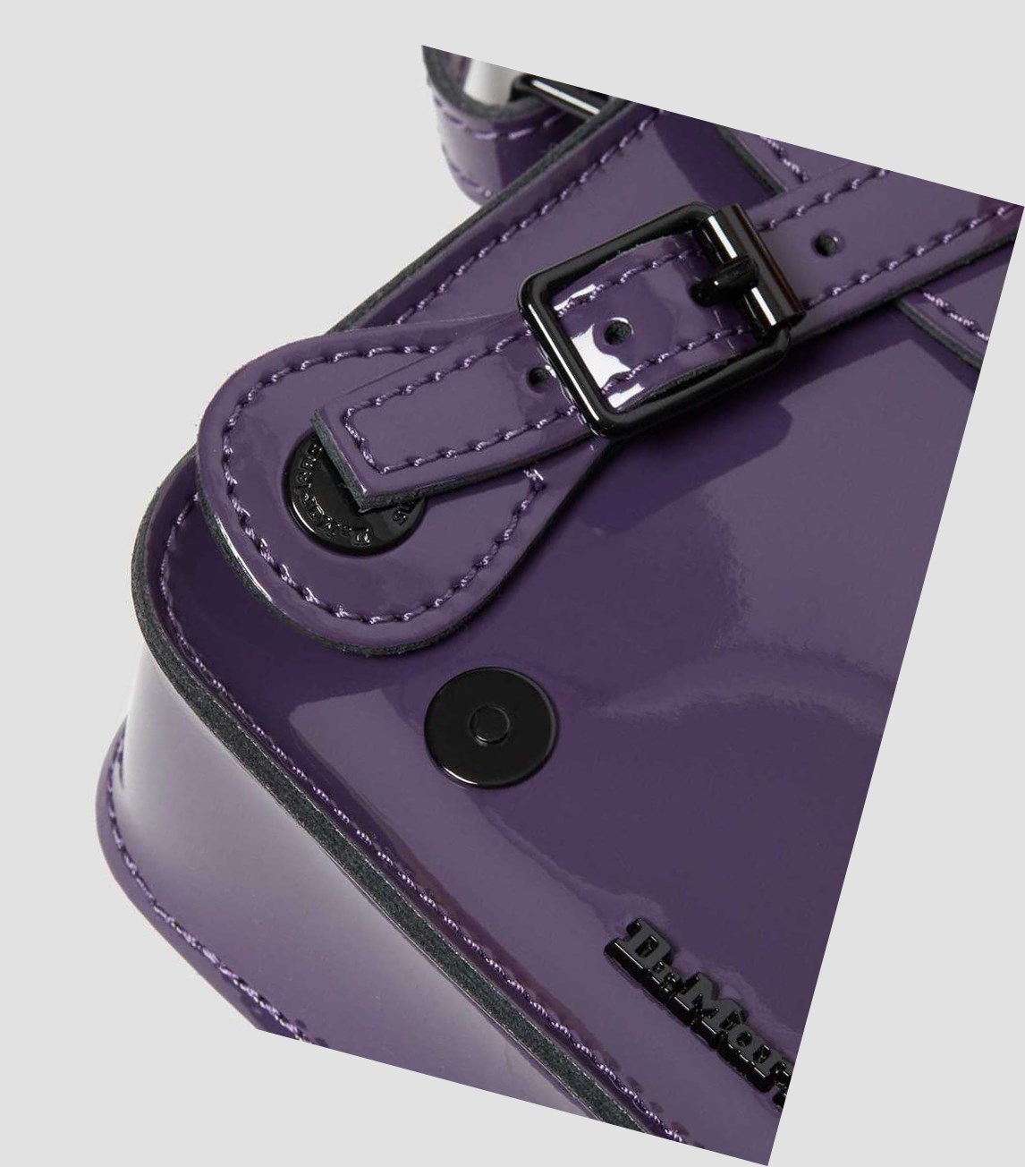 Dr Martens 7 inch Lakkbőr Bőr Crossbody Táska & Hátizsák Táska Lila | 482730NAS